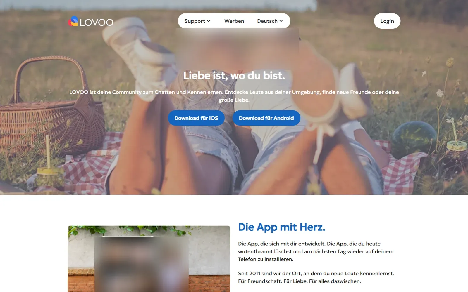 Startseite von Lovoo mit dem Slogan „Liebe ist, wo du bist“, Gesichter verpixelt